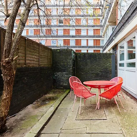 The Kennington Park Crib - Lovely 2Bdr Flat With Garden London Exterior photo